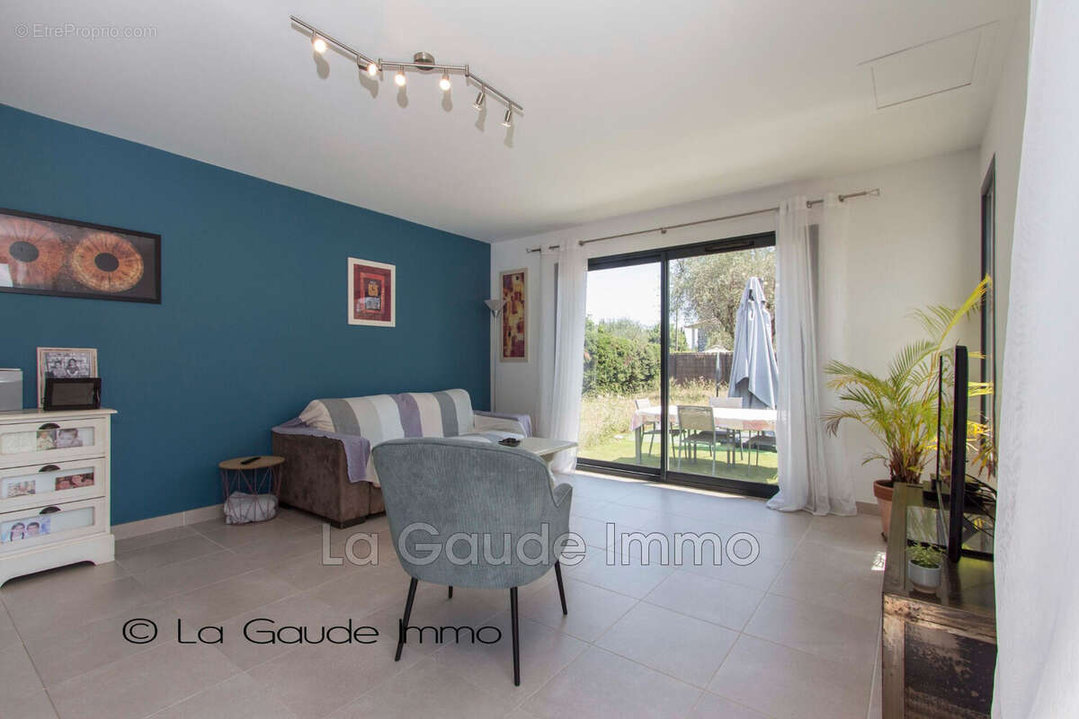 Maison à LA GAUDE