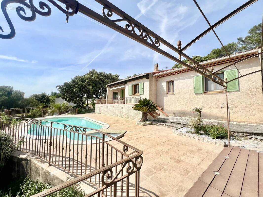 Maison à ROCBARON