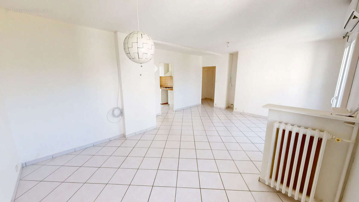 Appartement à DOMENE