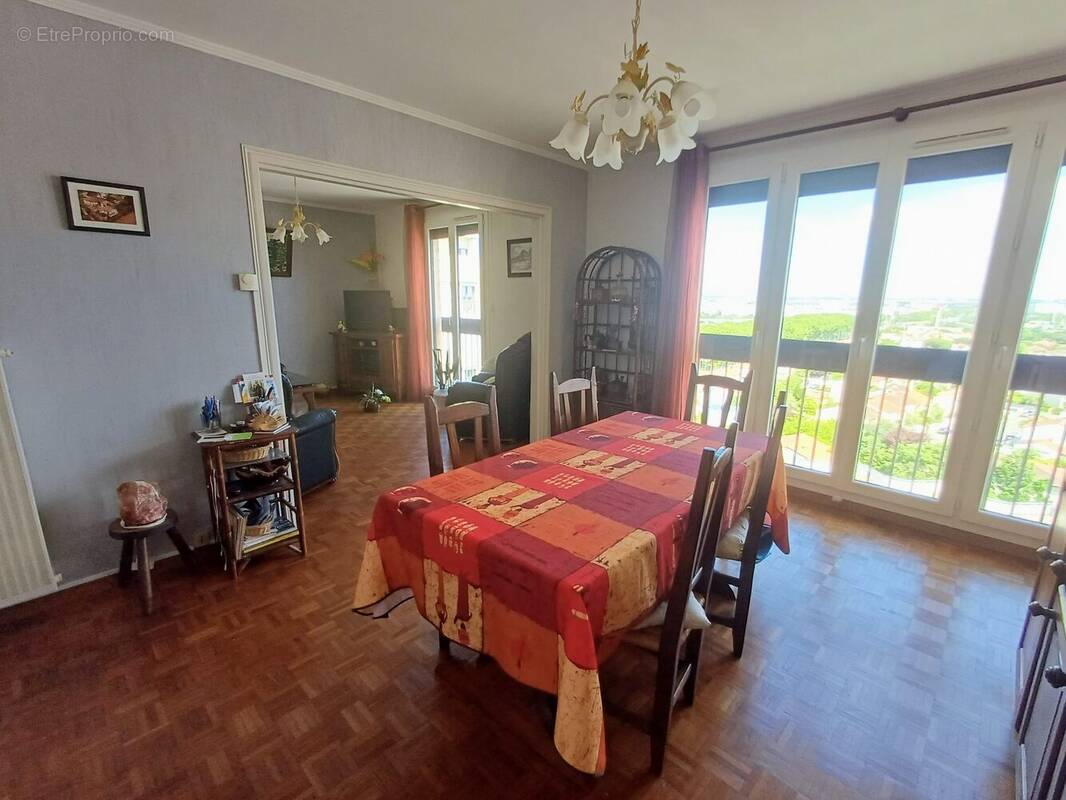 Appartement à COLOMIERS