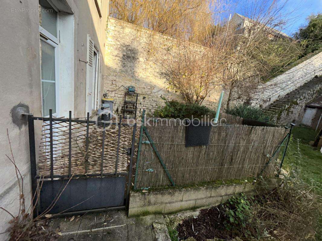 Appartement à SOUPPES-SUR-LOING