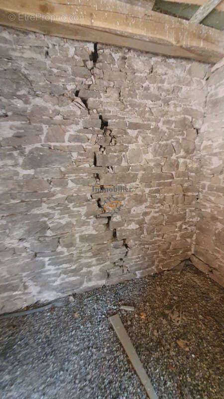 Maison à SAINT-JUERY