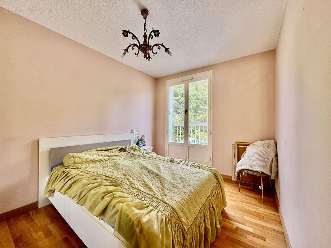 Appartement à MARSEILLE-12E