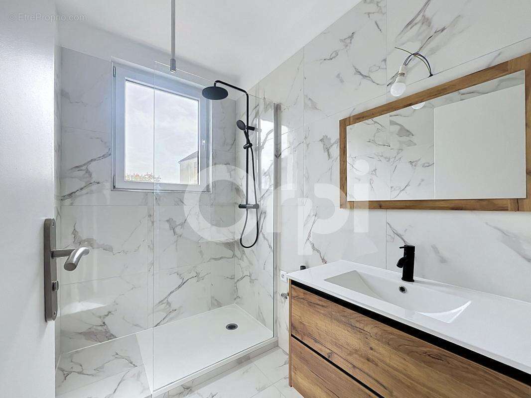 Appartement à BRIVE-LA-GAILLARDE