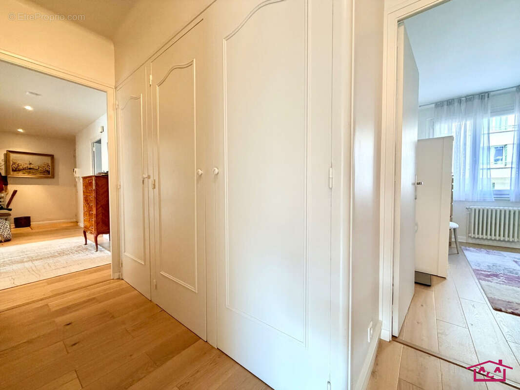 Appartement 104 m² à Annecy  - photo 6