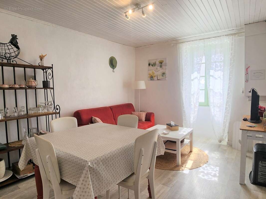Jolie Maison avec jardin - grange et garage - à vendre 4 pièces CUZORN (Lot-et-Garonne 47) - photo 9