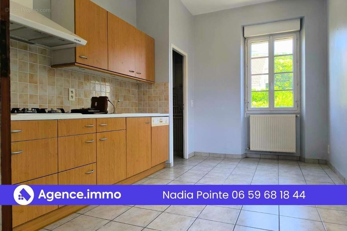 Maison 94 m² à Tarbes  - photo 4