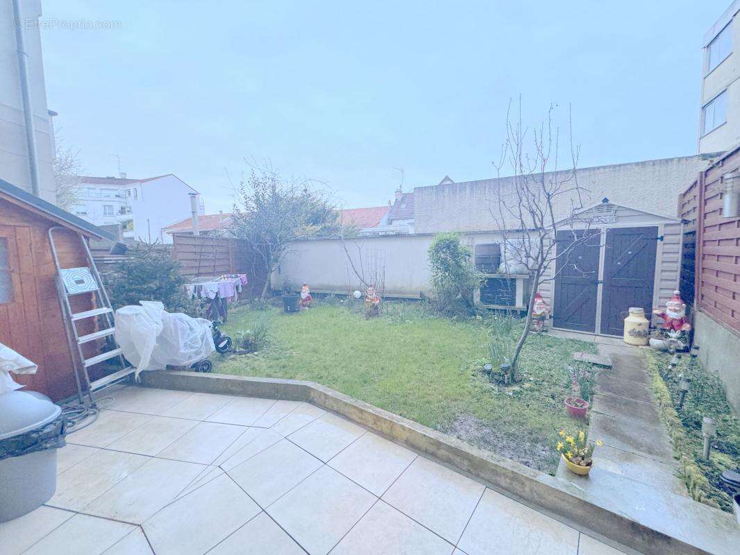 Appartement à vendre plein centre ville - photo 2