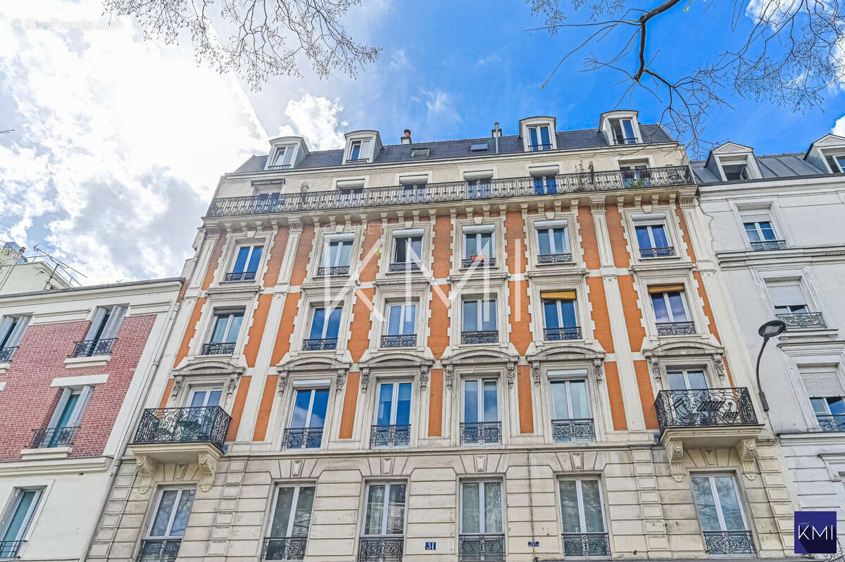 Appartement à PARIS-11E