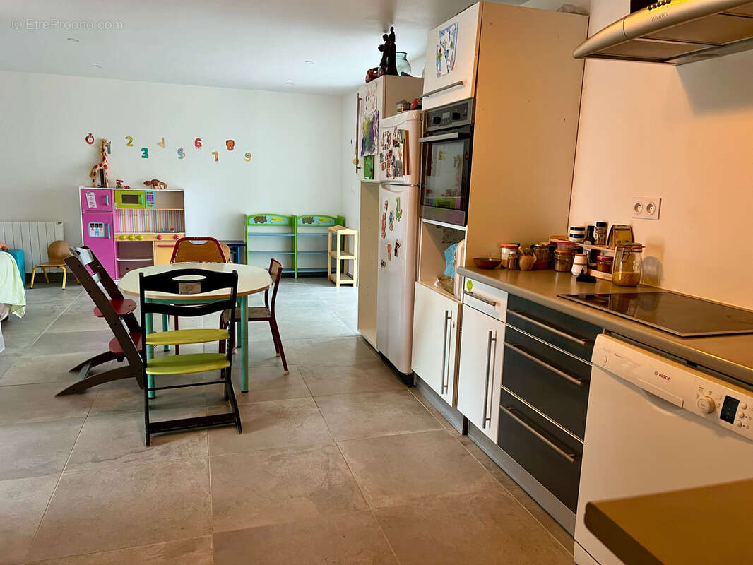 Maison à SAINT-LAURENT-DE-LA-CABRERISSE