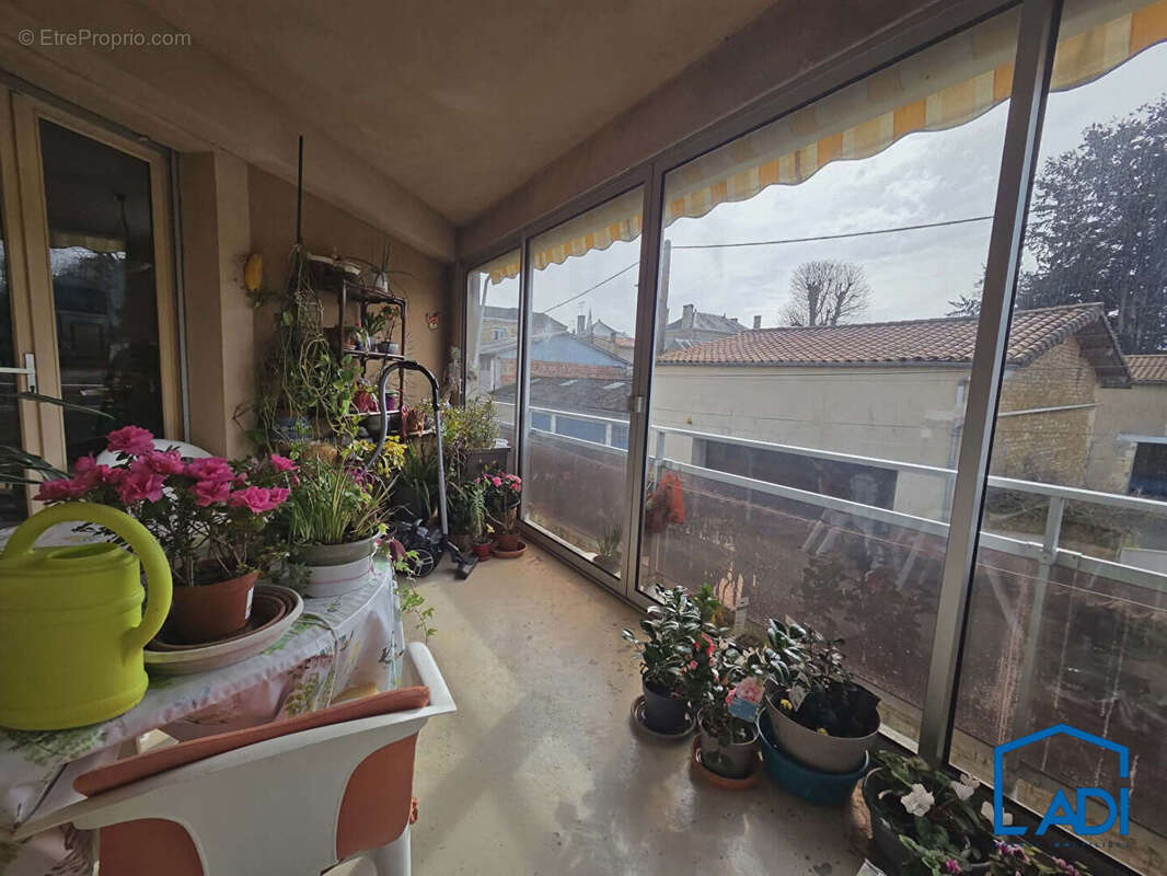 Appartement à SAINT-MAIXENT-L'ECOLE