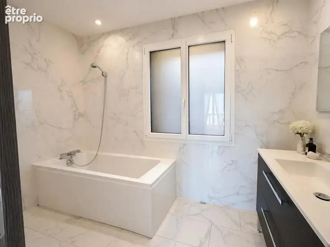 Maison de 5 pièces de 137 m² à Mantes-la-Jolie - photo 12