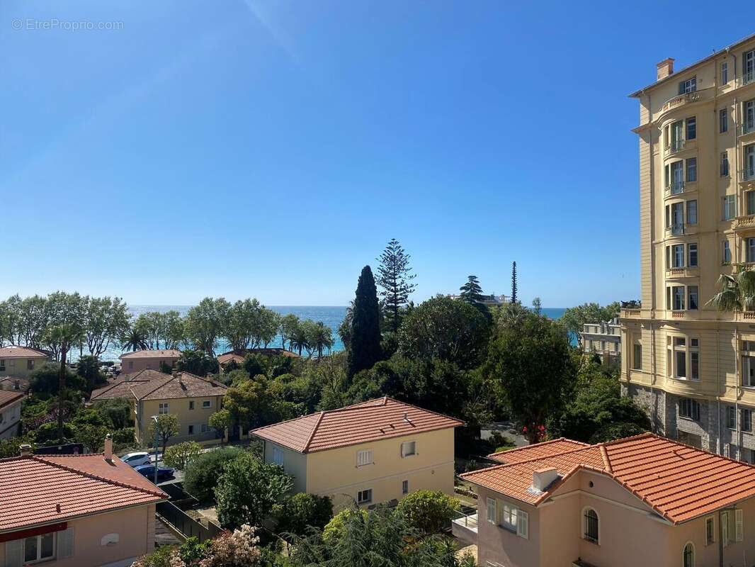 Appartement à MENTON