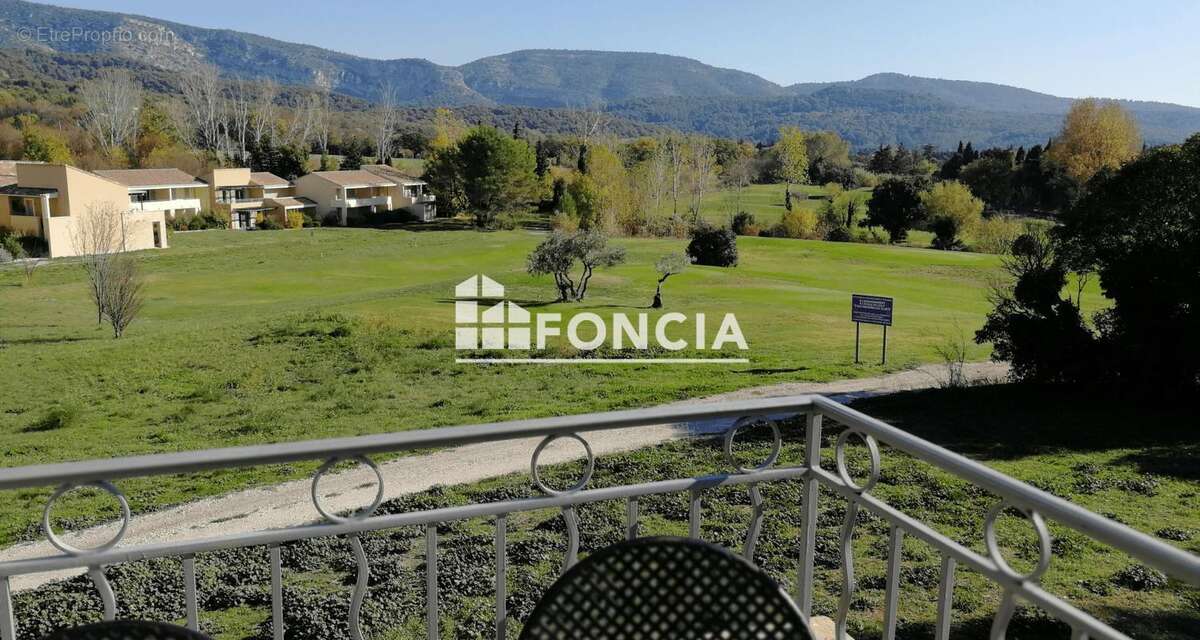 Appartement à SAUMANE-DE-VAUCLUSE