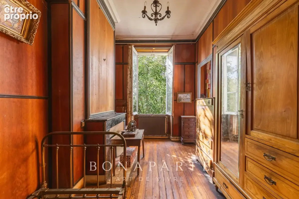 LE BOUSCAT – Magnifique demeure bourgeoise de 480 m² à réinventer, potentiel exceptionnel - photo 28