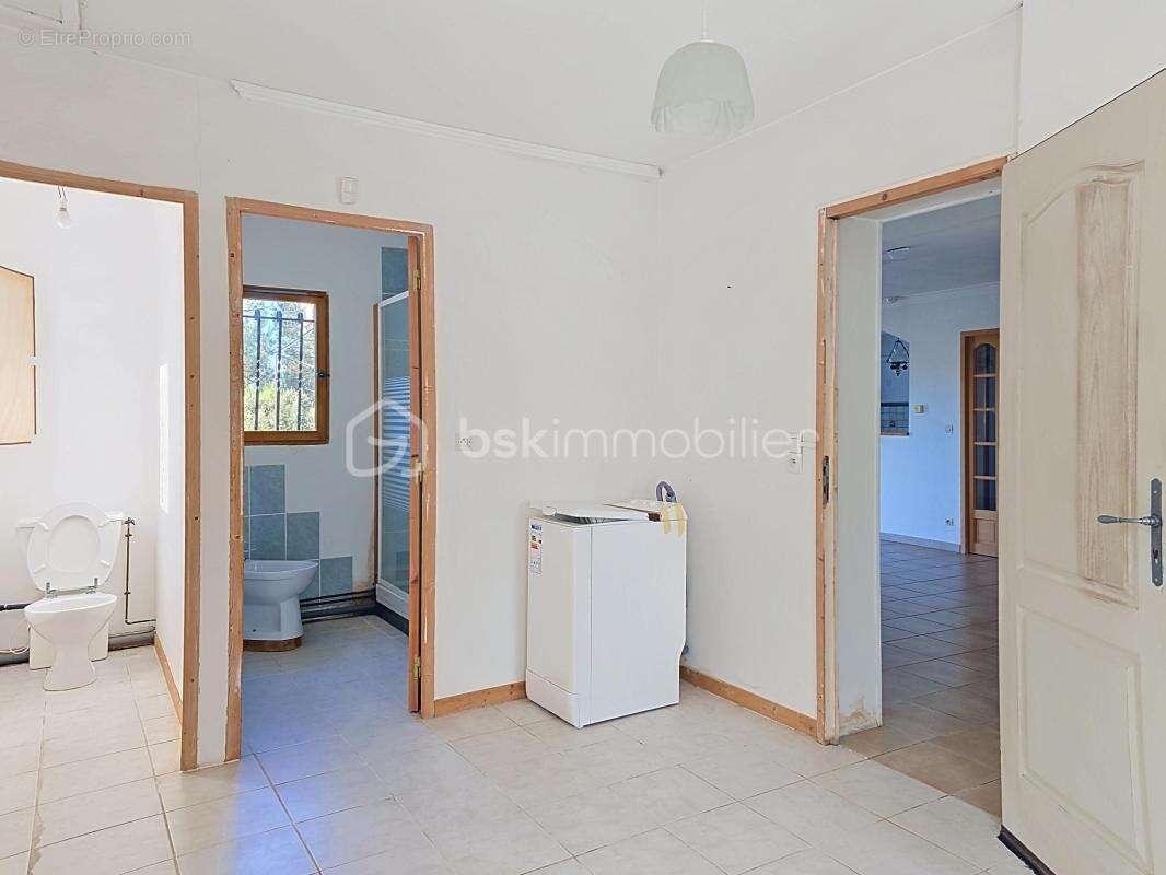 Vers-Pont-du-Gard – Maison de plain-pied 4 pièces – 94 m² – Vue panoramique exceptionnelle sur les collines de Collias - photo 14
