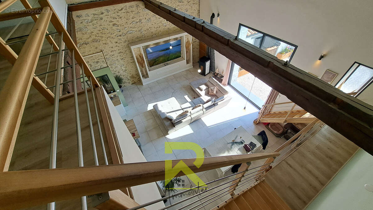 Maison à NISSAN-LEZ-ENSERUNE