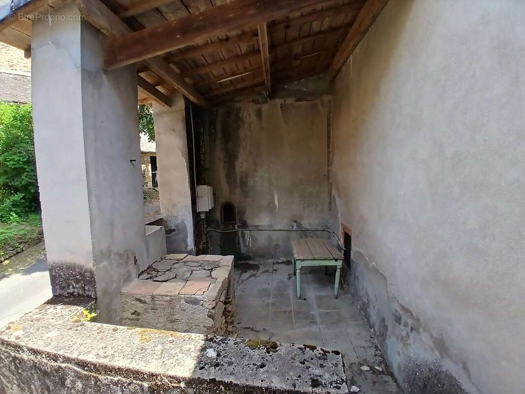 Maison de village à fort potentiel - photo 8