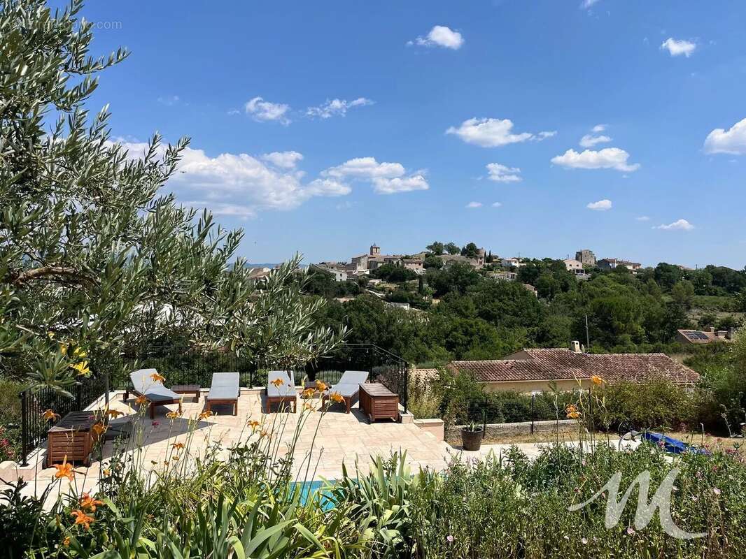Grande maison de Charme à vendre  à Montmeyan avec Piscine, garage, abri voiture - photo 34