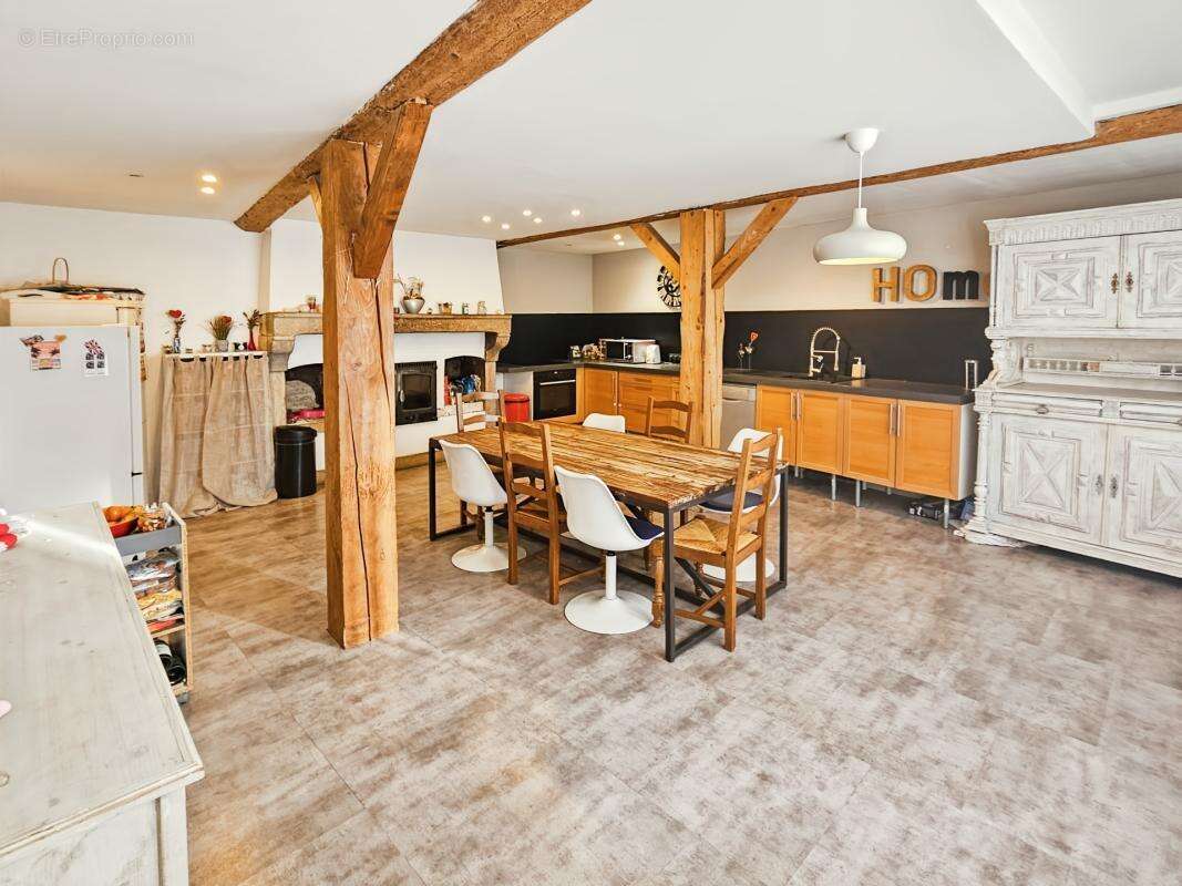 Agreable maison de caractere +terrasse + garage - photo 6