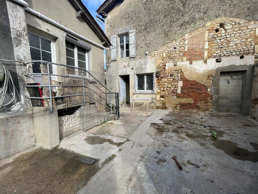 Appartement à PERIGNAC