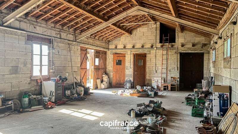 Maison à CHATILLON-SUR-CHALARONNE