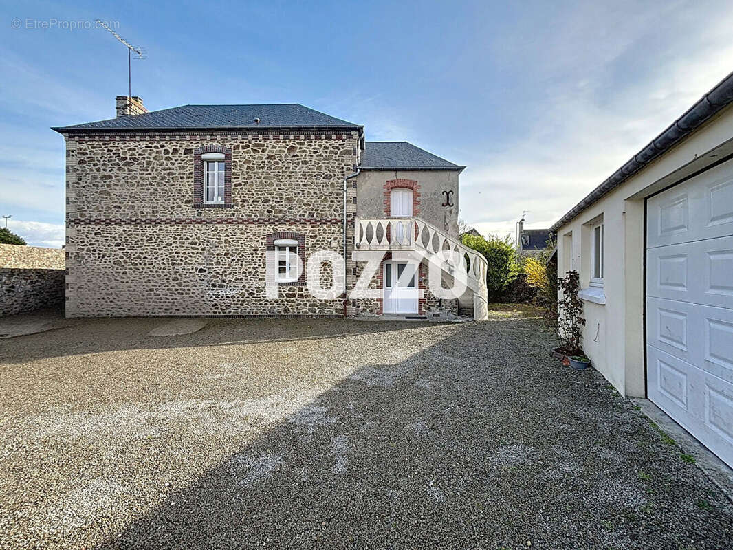 Maison à GOUVILLE-SUR-MER