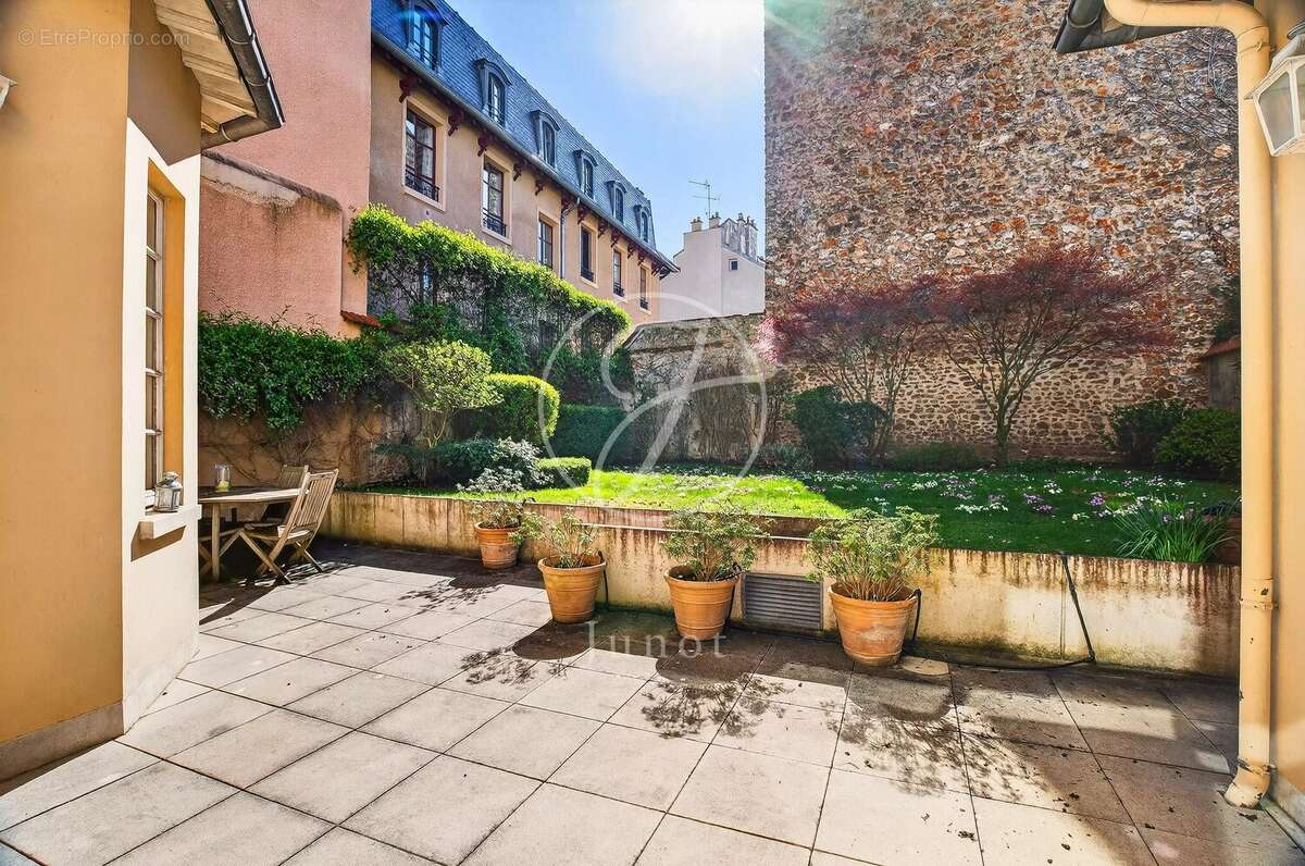 Maison à VERSAILLES