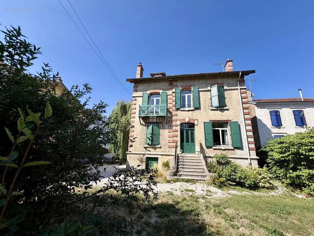Maison 9 pièces - 264 m² - piscine - photo 12