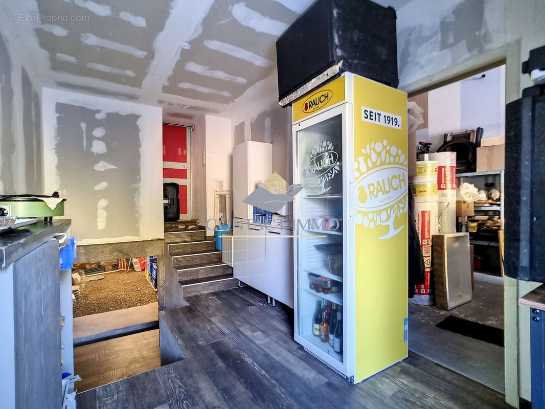 sas - Maison à PLOUGUENAST