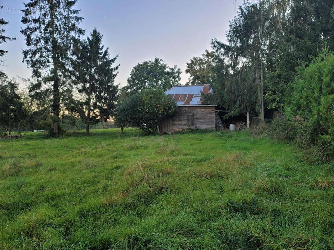 Terrain 1450 m² à Vigneux-Hocquet  - photo 2