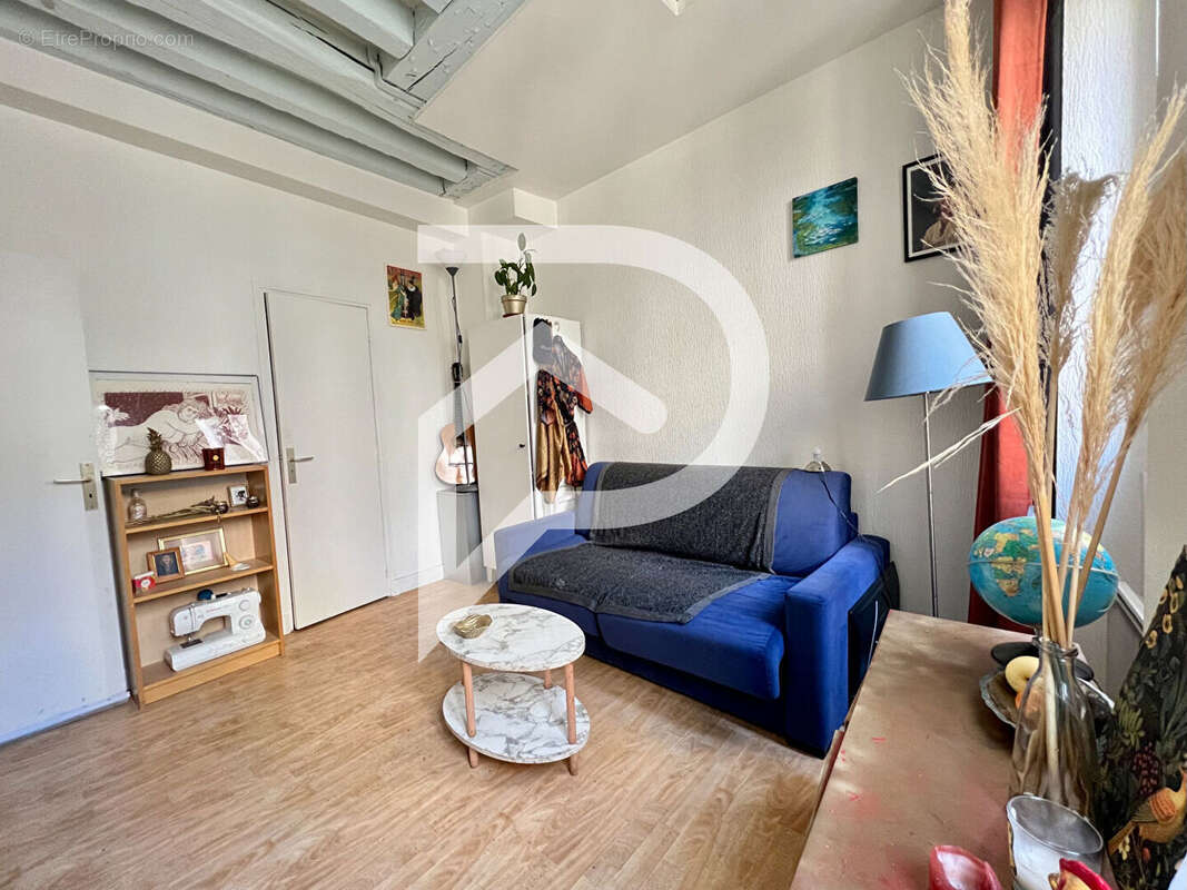 Appartement à PARIS-3E