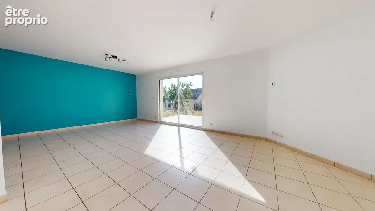 Iteuil - plain pied - 131 m² - 5 chambres -  jardin - photo 5