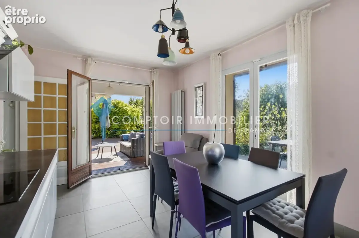 Maison 8 pièces 175 m² à vendre à Saint-Martin-D'heres (38400) - photo 6