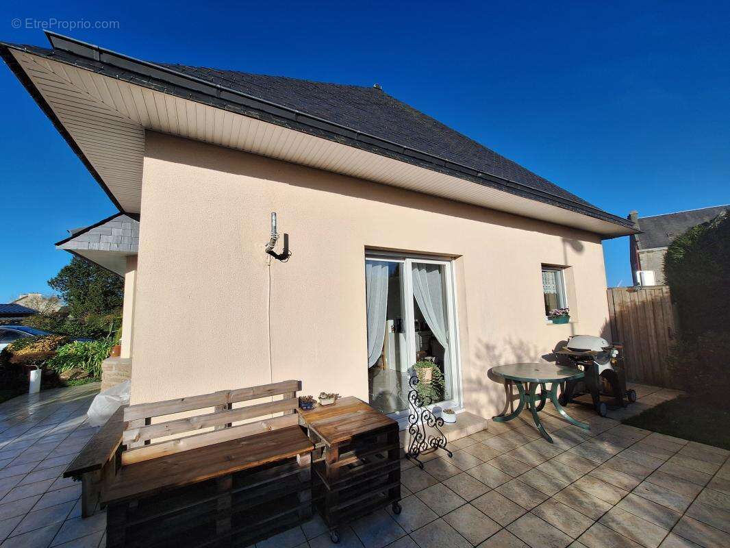 Maison à PLOUIGNEAU