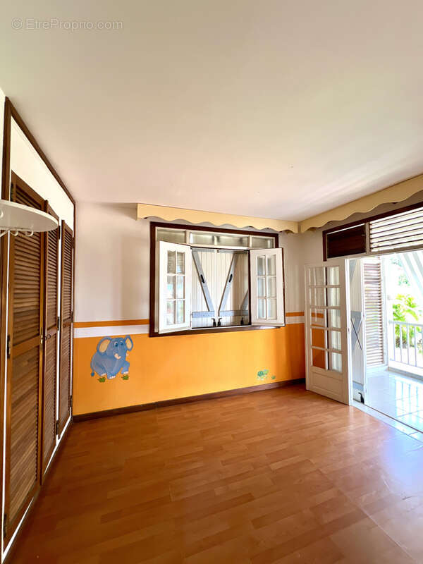 Appartement à BASSE-TERRE