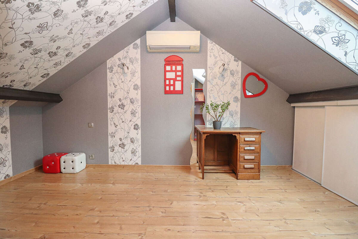 Maison à GURGY