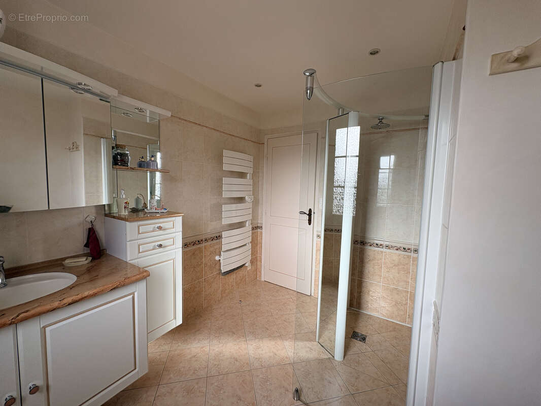 Maison à LE THIEULIN