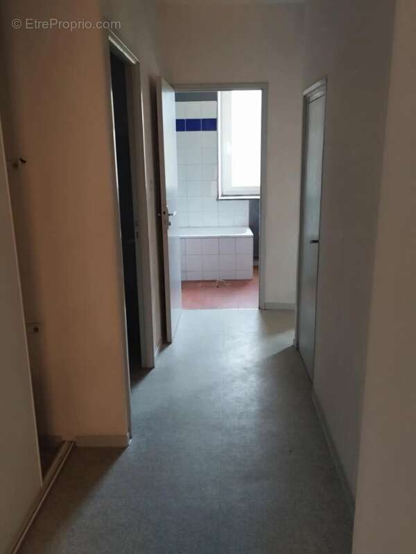 Appartement type 4 - 105 m² - photo 7