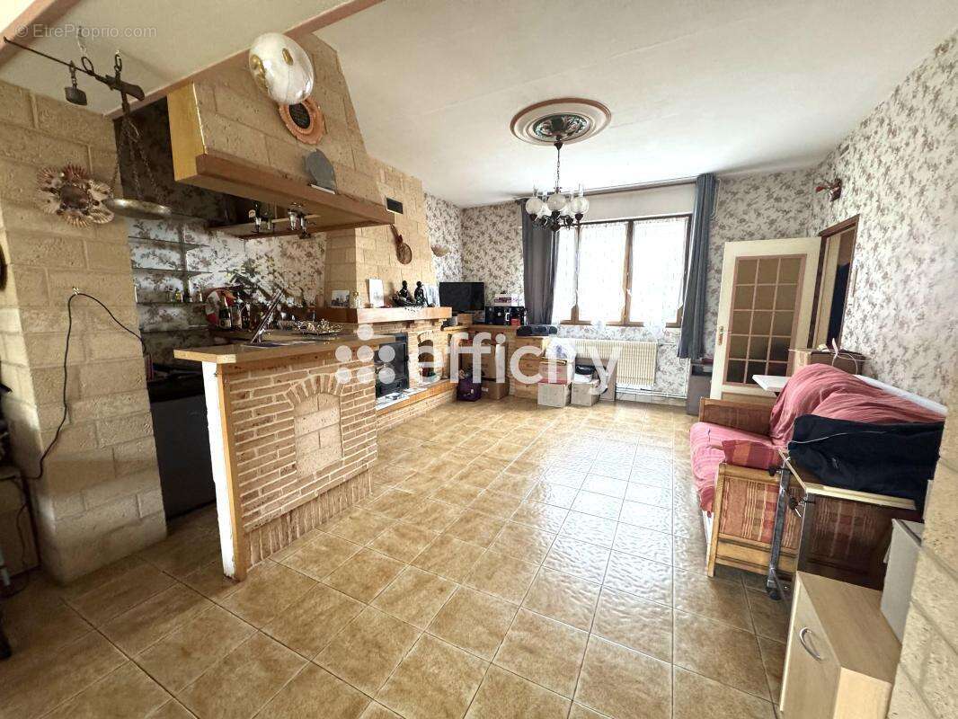 Maison à ESQUERCHIN