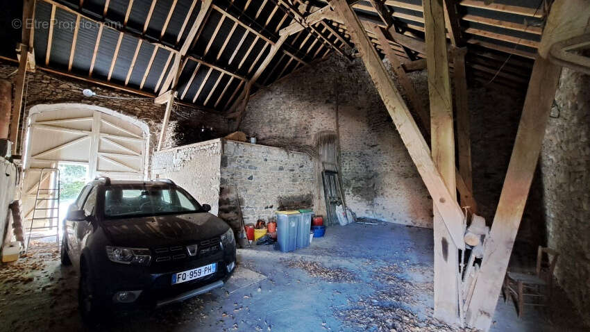Maison à MANZAT