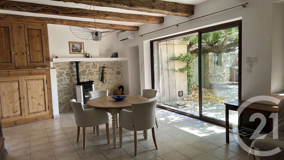 Maison 148 m² à Lussan  - photo 3