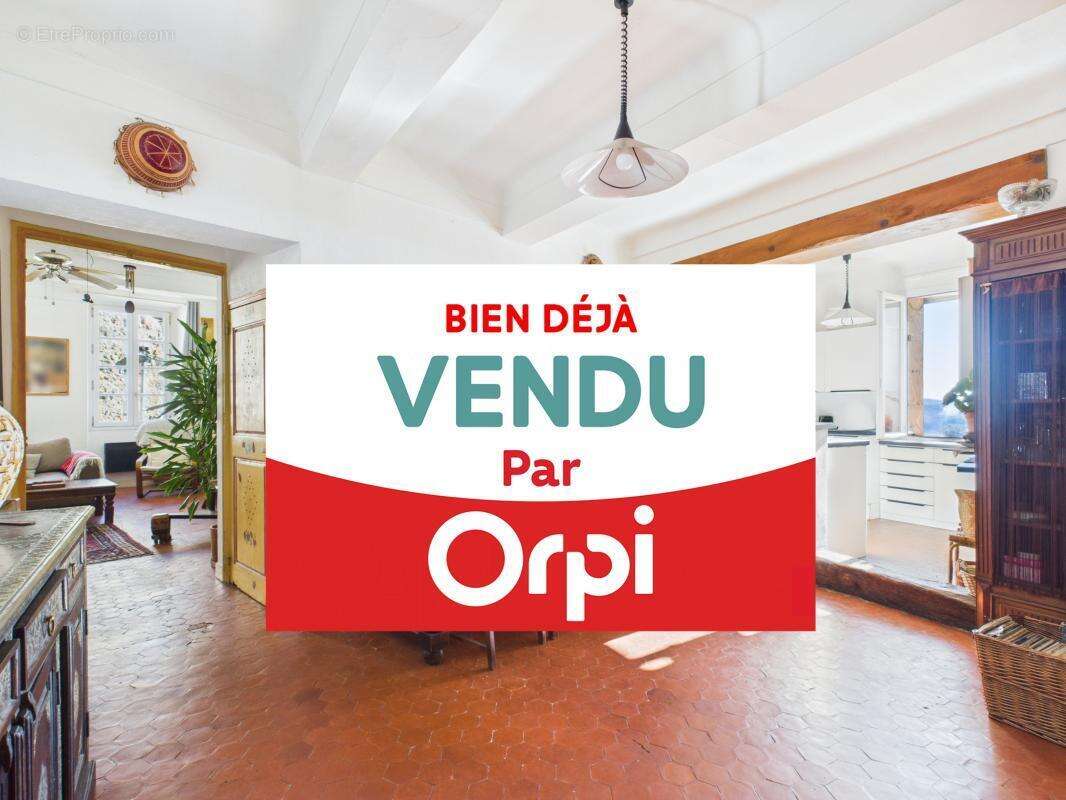 Appartement à TOURRETTES