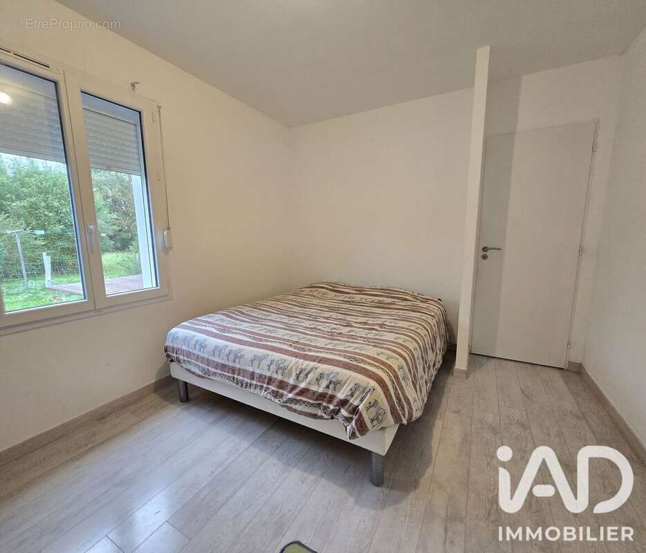 Maison 167 m² à Gajac  - photo 9