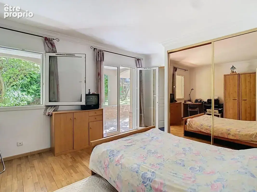 2 maisons (286 m² habitables/352 m² au sol en tout) sur un terrain de 850 m² à 20 MN à pieds du RER D "FOSSES - SURVILLIERS" - photo 15