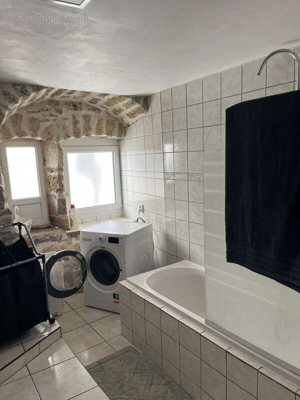 Maison à MOUTHIER-HAUTE-PIERRE
