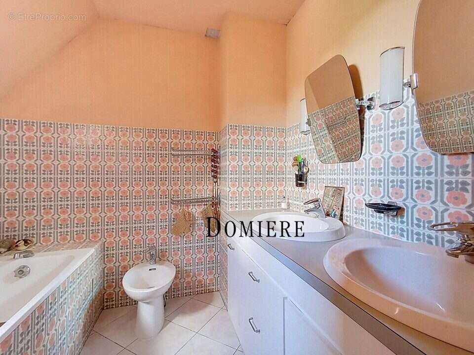 Maison à VAUCRESSON