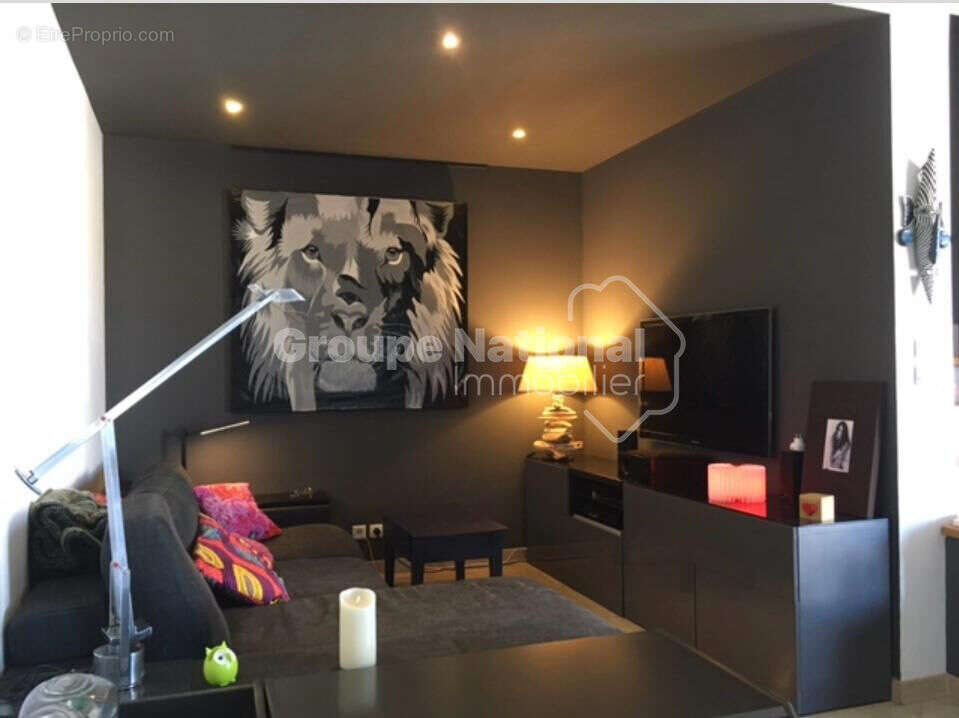 Maison à SAINT-LAURENT-D'AIGOUZE