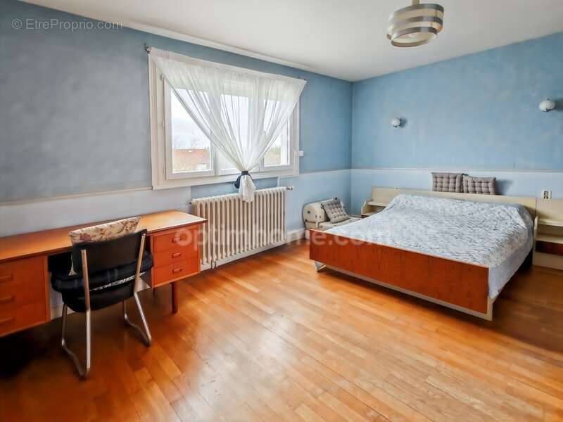 Maison à SACY-LE-GRAND