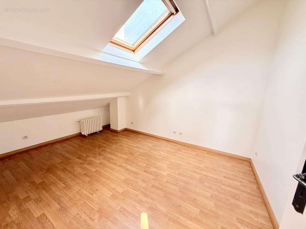 Maison à AUVERS-SUR-OISE